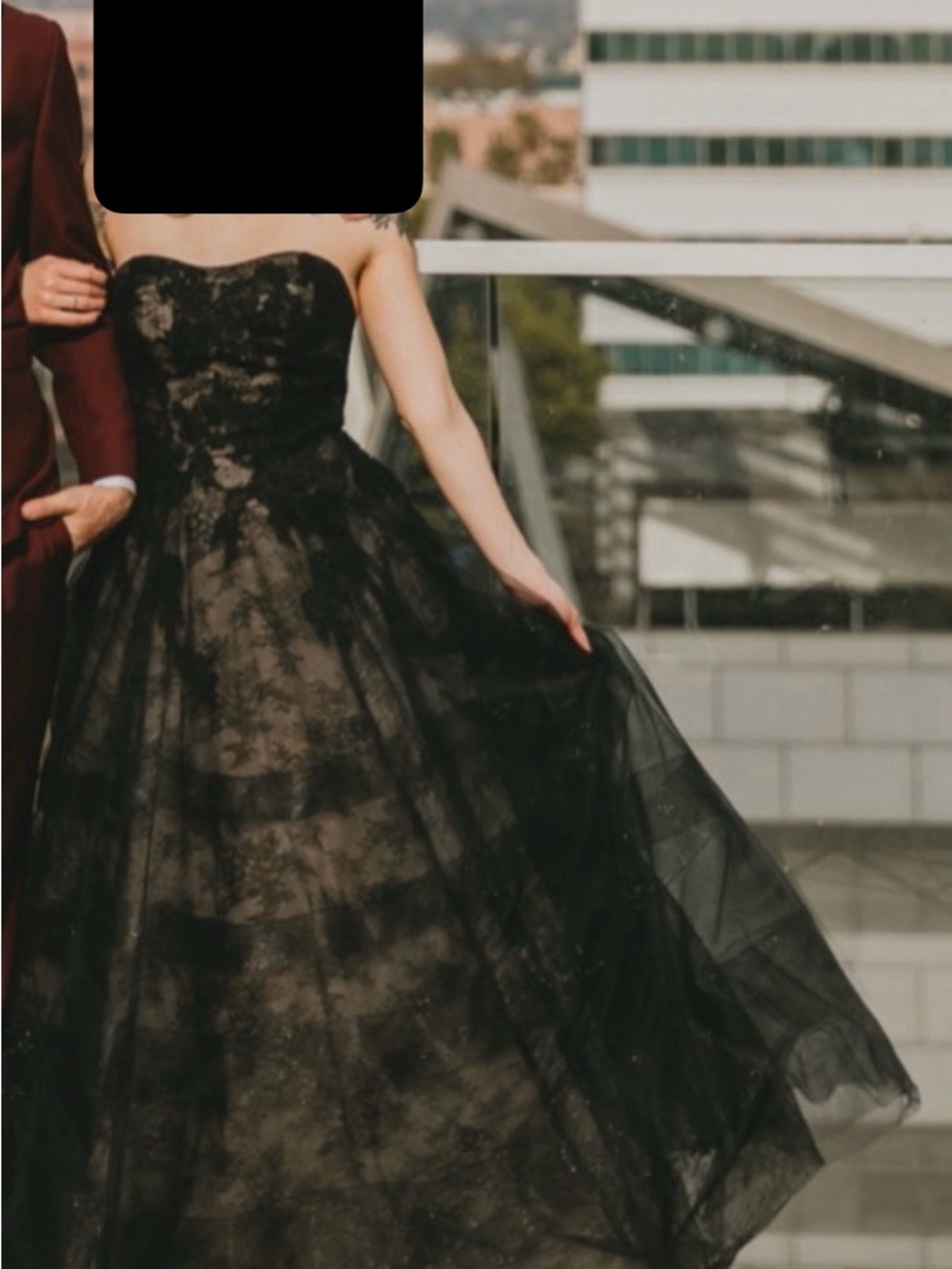 Vera Wang Black Strapless Tulle Ball Gown - Picture 2 of 13